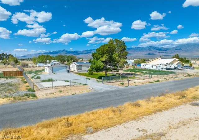 Homes for sale in Pahrump, NV | 1670 Gee St, Pahrump, NV 89060 | MLS# 2787722