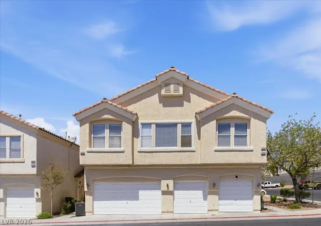 1st image of 2592 Lazy Saddle Dr, Henderson, NV 89002 | MLS# 2788338