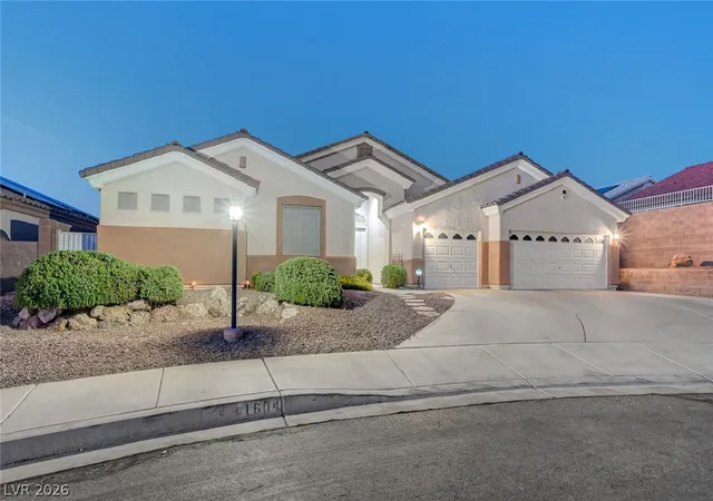 Photo 3 of Sale Pending at 1604 Cattle Ranch Pl, Henderson, NV 89002 | MLS# 2788613 | Listing updated on 2026-07-20