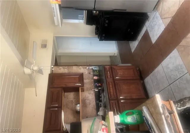 Photo 3 of Single family home for sale at 321 N Yale St, Las Vegas, NV 89107 | MLS# 2789000 | Listing updated on 2026-06-05
