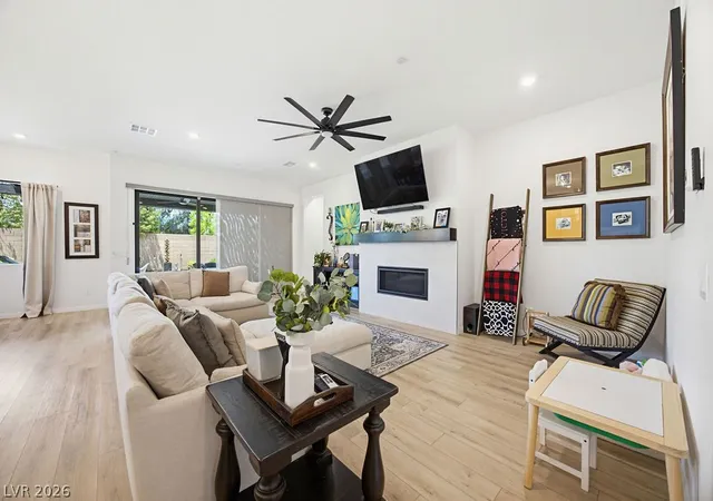 Photo 1 of Single family home for sale at 4315 Skylake Ct, Las Vegas, NV 89129 | MLS# 2788981 | Listing updated on 2026-08-23