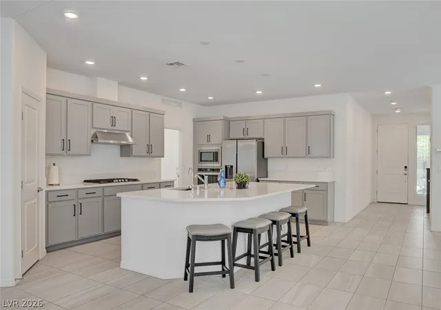 3rd image of 640 Stone Hammer Ave, Las Vegas, NV 89183 | MLS# 2789209