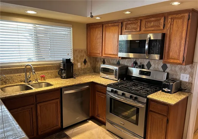 3rd image of 8320 W Eddy Stone Dr, Las Vegas, NV 89117 | MLS# 2789577