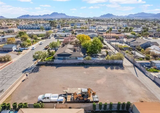 Homes for sale in Henderson, NV | 839 Fairview Dr, Henderson, NV 89015 | MLS# 2788404