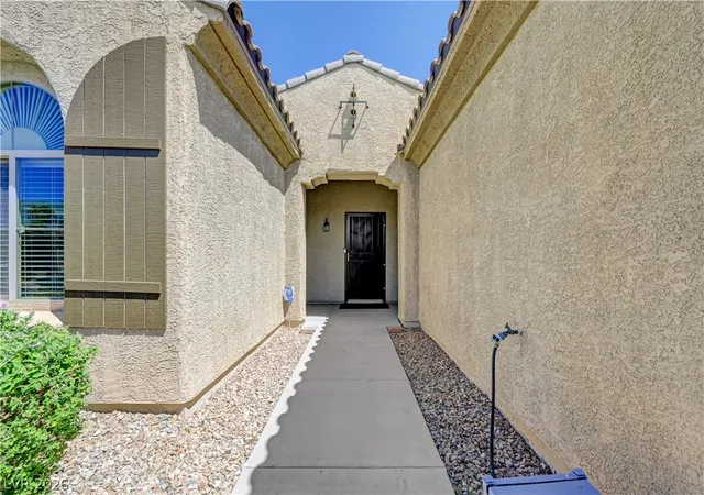 Photo 4 of Sale Pending at 5694 Criollo Dr, Las Vegas, NV 89122 | MLS# 2789347 | Listing updated on 2026-07-15
