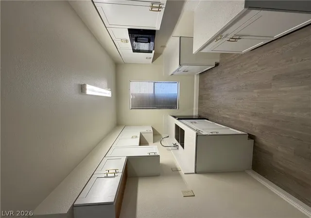 Listing Photo 4 - Condo for sale in building located at 9675 Skye Cliff Ave, Las Vegas, NV 89108 - Unit #1038