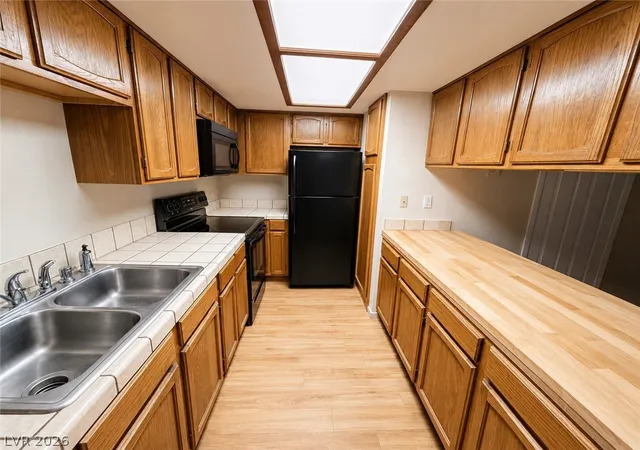 Photo 2 of Condo for sale at 4211 Sanderling Cir #286, Las Vegas, NV 89103 | MLS# 2789966 | Listing updated on 2026-08-18
