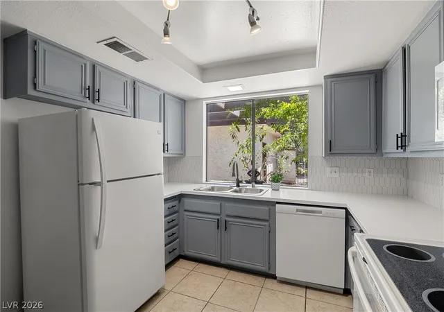 Photo 3 of Townhouse for sale at 2674 San Martin Ct, Las Vegas, NV 89121 | MLS# 2789659 | Listing updated on 2026-08-28