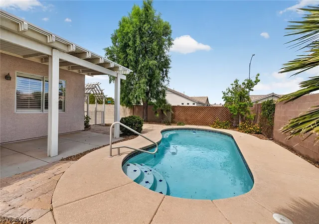 Photo 3 of Single family home for sale at 880 Coldwater Fls Way, Las Vegas, NV 89123 | MLS# 2790205 | Listing updated on 2026-08-03