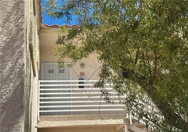 2nd image of 1900 N Torrey Pines Dr #212, Las Vegas, NV 89108 | MLS# 2790425