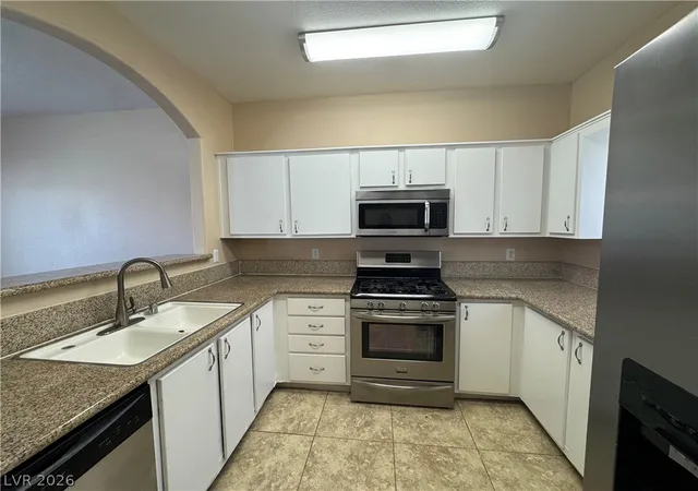 3rd image of 1900 N Torrey Pines Dr #212, Las Vegas, NV 89108 | MLS# 2790425
