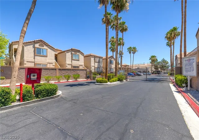 Homes for sale in Las Vegas, NV | 3613 Shawn Reynolds Court, Las Vegas, NV 89129 | Houzeo