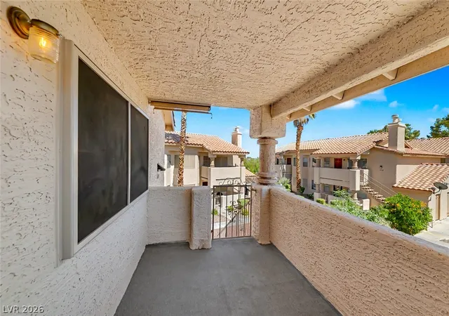 3rd image of 1340 Pinto Rock Ln, Las Vegas, NV 89128