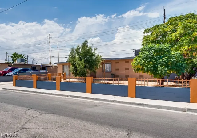 Photo 2 of Single family home for sale at 2773 Talbot St, Las Vegas, NV 89169 | MLS# 2790623 | Listing updated on 2026-08-28