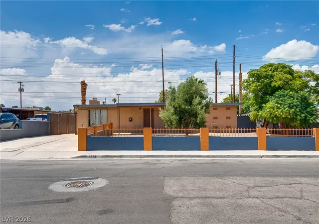 Photo 3 of Single family home for sale at 2773 Talbot St, Las Vegas, NV 89169 | MLS# 2790623 | Listing updated on 2026-08-28