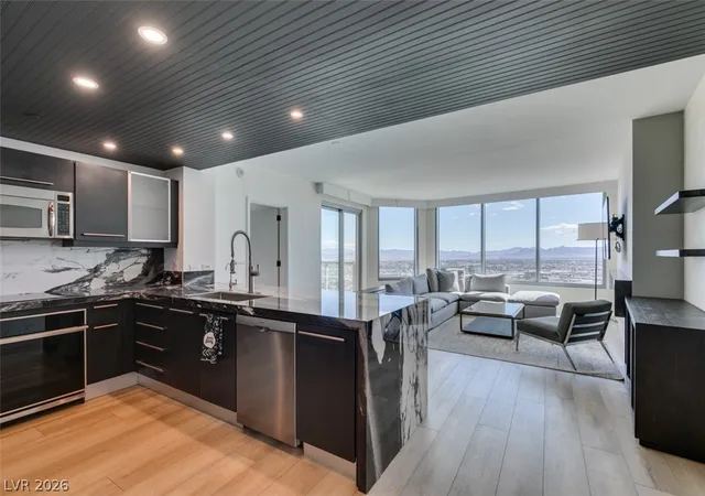 2nd image of Turnberry Towers, Las Vegas, NV 89109