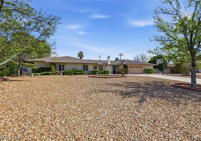 Photo 3 of Single family home for sale at 221 Rosemary Ln, Las Vegas, NV 89107 | MLS# 2791219 | Listing updated on 2026-07-08