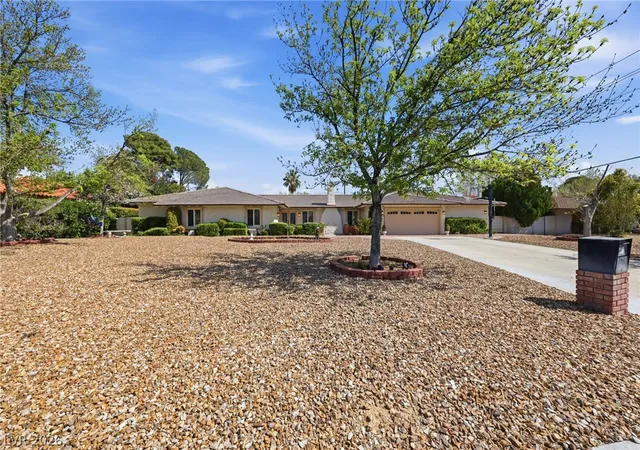 Photo 3 of Single family home for sale at 221 Rosemary Ln, Las Vegas, NV 89107 | MLS# 2791219 | Listing updated on 2026-07-08