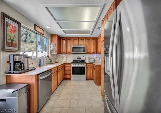 Photo 4 of Single family home for sale at 2332 Schillings Ct, Henderson, NV 89074 | MLS# 2791180 | Listing updated on 2026-07-23