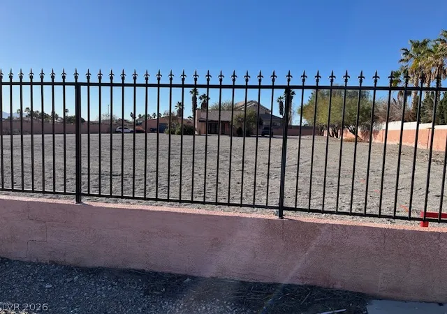Photo 1 of Single family home for sale at 6265 W Russell Rd, Las Vegas, NV 89118 | MLS# 2791301 | Listing updated on 2026-07-14
