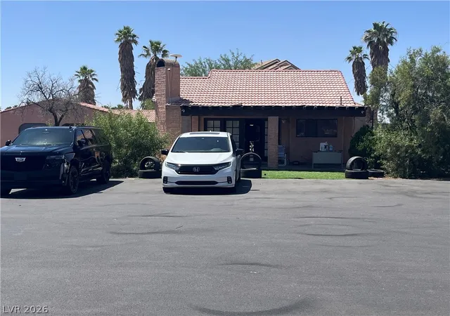 Photo 2 of Single family home for sale at 6265 W Russell Rd, Las Vegas, NV 89118 | MLS# 2791301 | Listing updated on 2026-07-14