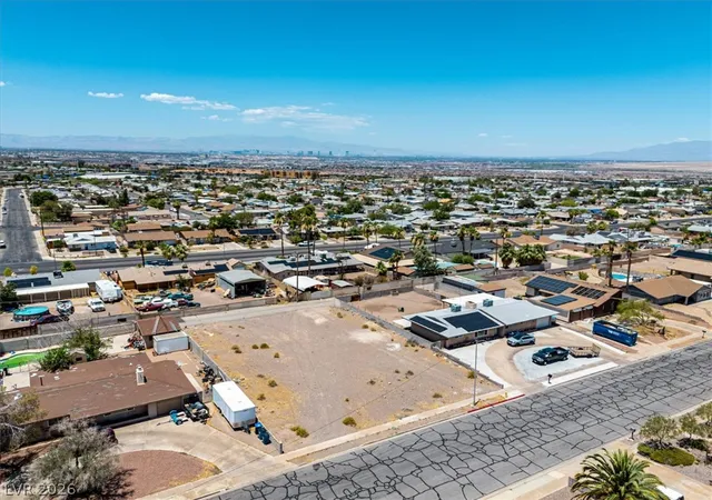 1st image of 835 Park Lane, Henderson, NV 89015 | MLS# 2790768