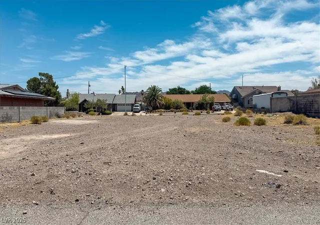 2nd image of 835 Park Lane, Henderson, NV 89015 | MLS# 2790768
