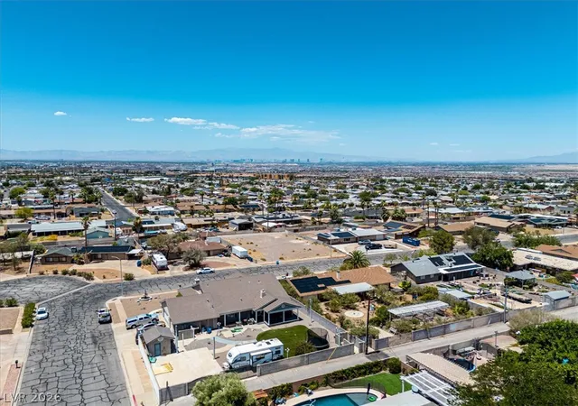 Photo 3 of Land for sale at 835 Park Ln, Henderson, NV 89015 | MLS# 2790768 | Listing updated on 2026-07-18