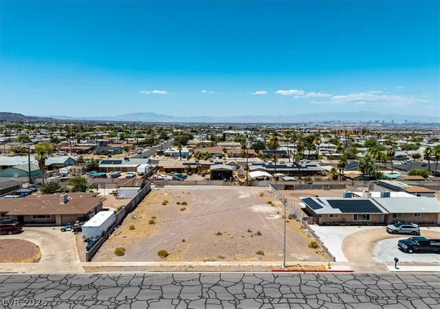 Photo 3 of Land for sale at 835 Park Ln, Henderson, NV 89015 | MLS# 2790768 | Listing updated on 2026-07-18
