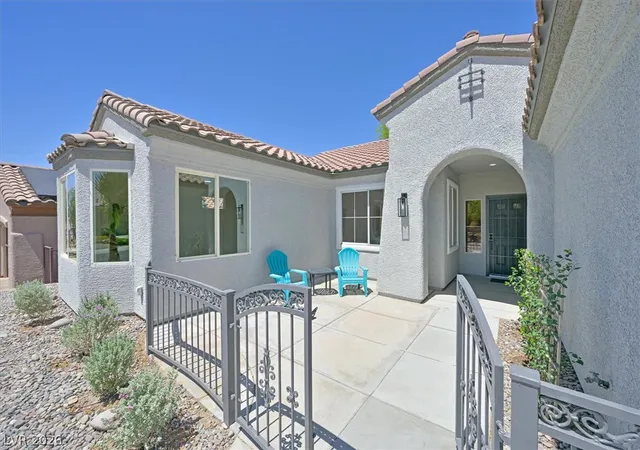 Photo 3 of Single family home for sale at 2848 Meadow Park Ave, Henderson, NV 89052 | MLS# 2791374 | Listing updated on 2026-07-31