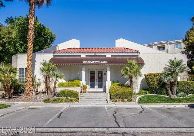 Homes for sale in Henderson, NV | 1969 Cutlass Drive, Henderson, NV 89014 | Houzeo