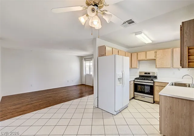 Homes for sale in Henderson, NV | 694 Anne Ln #694, Henderson, NV 89015 | MLS# 2791661