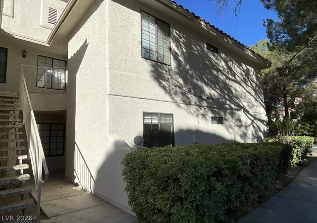 Photo 1 of Sale Pending at 2641 S Durango Dr #102, Las Vegas, NV 89117 | MLS# 2789476 | Listing updated on 2026-08-24