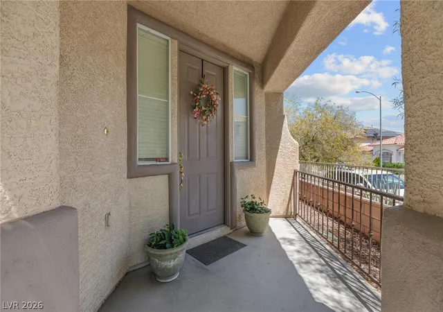 Photo 3 of Single family home for sale at 3288 Monaco Shrs Dr, Las Vegas, NV 89117 | MLS# 2791745 | Listing updated on 2026-08-25