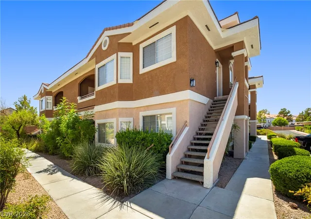 3rd image of 830 Carnegie St #423, Henderson, NV 89052 | MLS# 2787924