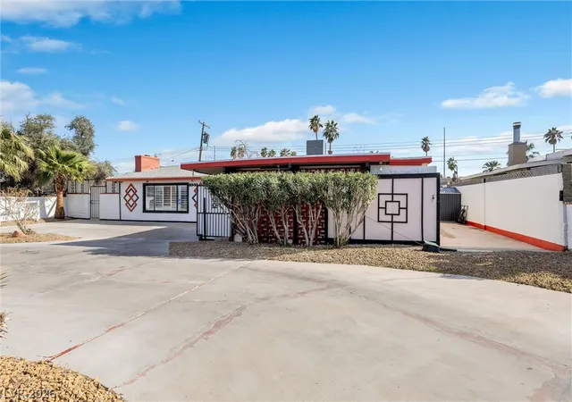Photo 3 of Single family home for sale at 1589 Silver Mesa Way, Las Vegas, NV 89169 | MLS# 2791860 | Listing updated on 2026-06-16