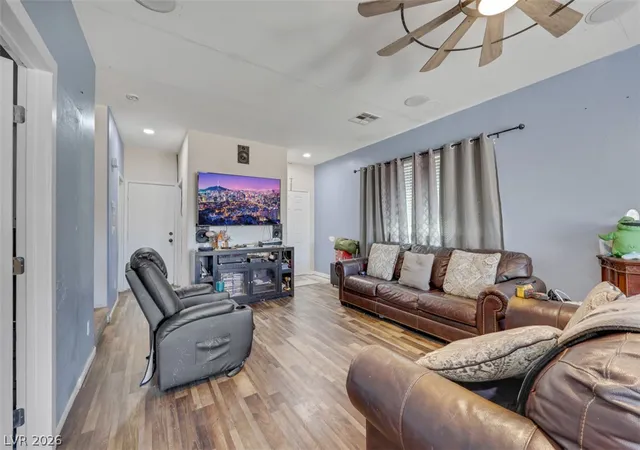 Photo 4 of Sale Pending at 3715 Kit Fox St, Las Vegas, NV 89122 | MLS# 2791908 | Listing updated on 2026-07-27