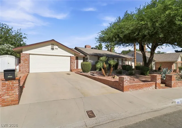 Photo 2 of Single family home for sale at 1209 Oak Tree Ln, Las Vegas, NV 89108 | MLS# 2792174 | Listing updated on 2026-07-21