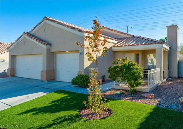 Single family home for sale at 7949 Indian Cloud Ave, Las Vegas, NV 89129 | MLS# 2792096