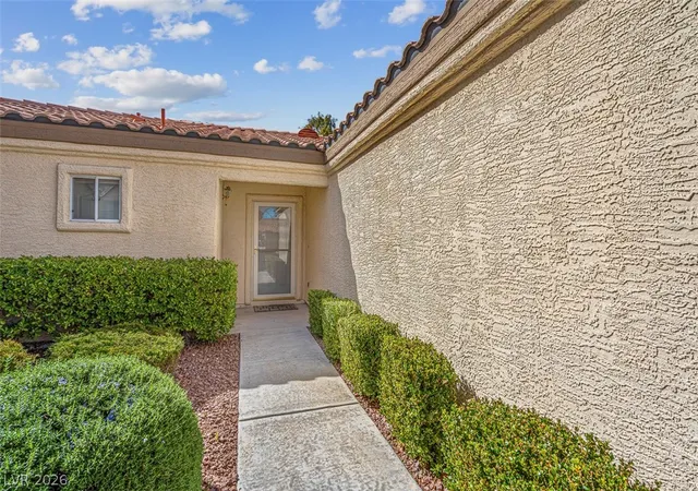 Homes for sale in Las Vegas, NV | 7233 Vista Bonita Dr, Las Vegas, NV 89149 | MLS# 2790483
