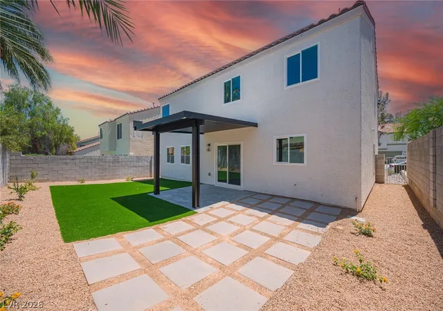 Photo 3 of Sale Pending at 10000 Ranch Hand Ave, Las Vegas, NV 89117 | MLS# 2792714 | Listing updated on 2026-07-14