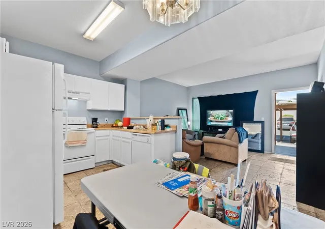 Listing Photo 5 - Condo for sale in building located at 2060 Rancho Lake Dr, Las Vegas, NV 89108 - Unit #103