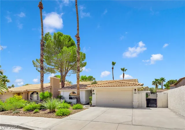 Homes for sale in Henderson, NV | 1433 Pathfinder Rd, Henderson, NV 89014 | MLS# 2791931