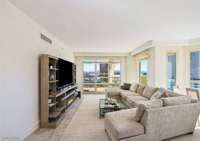 4th image of 2857 Paradise Rd #905, Las Vegas, NV 89109 | MLS# 2793079