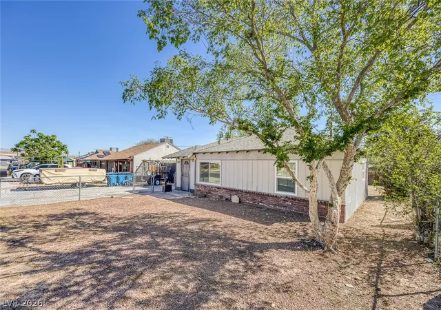Photo 3 of Single family home for sale at 228 N 17th Street, Las Vegas, NV 89101 | MLS# 2791881 | Listing updated on 2026-06-19