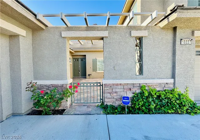 Photo 3 of Single family home for sale at 10227 Sunset Gdns Dr, Las Vegas, NV 89135 | MLS# 2793206 | Listing updated on 2026-09-28