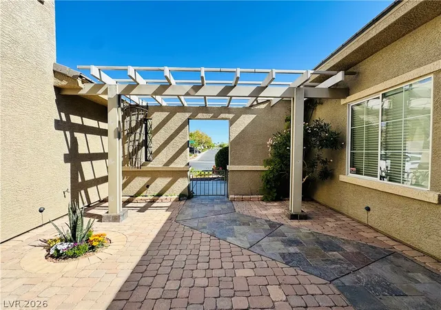 Photo 4 of Single family home for sale at 10227 Sunset Gdns Dr, Las Vegas, NV 89135 | MLS# 2793206 | Listing updated on 2026-09-28