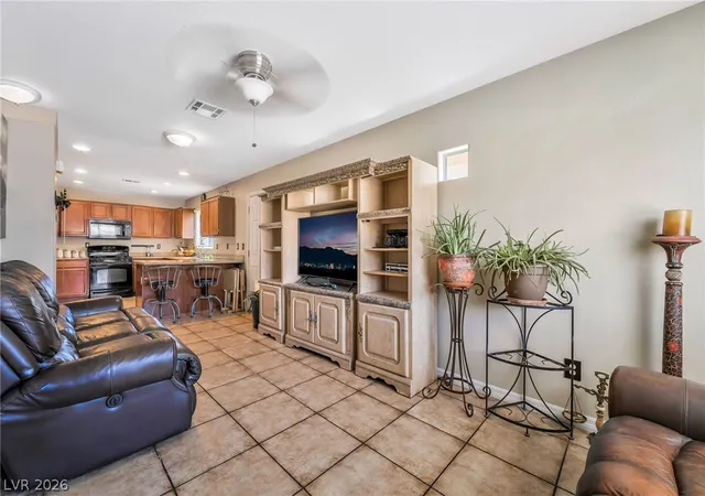 Photo 3 of Single family home for sale at 5292 Floralita St, Las Vegas, NV 89122 | MLS# 2793397 | Listing updated on 2026-08-18