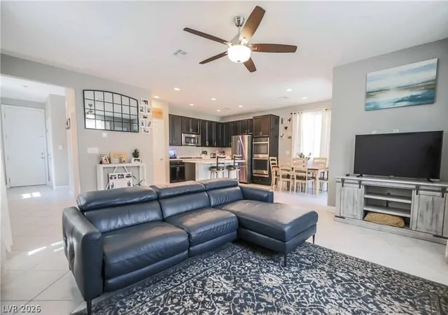 3rd image of 904 Cirrus Cloud Ave, Las Vegas, NV 89138 | MLS# 2793456