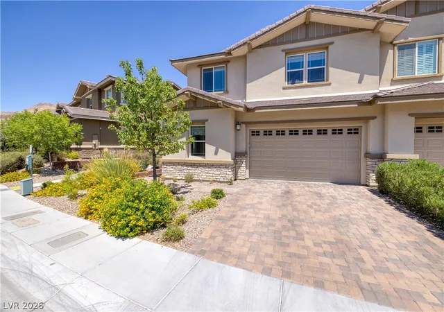 Townhouse for sale at 10360 Pescado Ln, Las Vegas, NV 89135 | MLS# 2793438